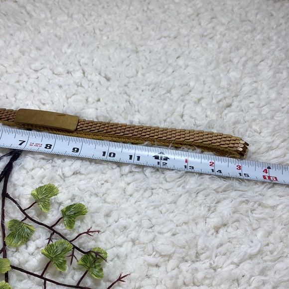 Woman vintage gold stretchy belt - Picture 6 of 6